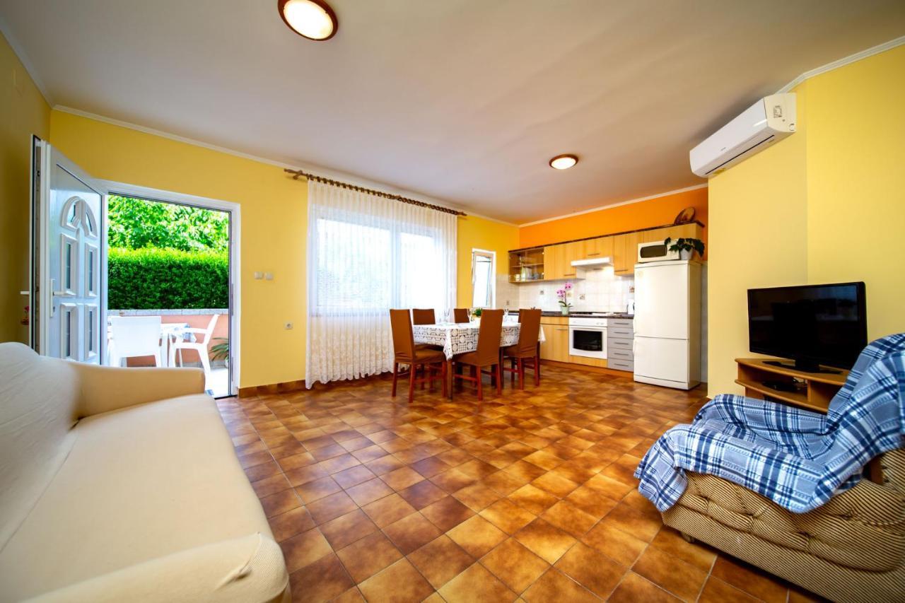 Kastell Apartments Lopar Zewnętrze zdjęcie