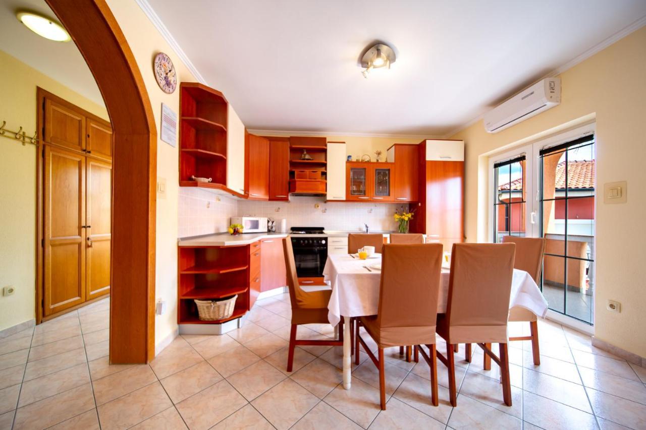 Kastell Apartments Lopar Zewnętrze zdjęcie